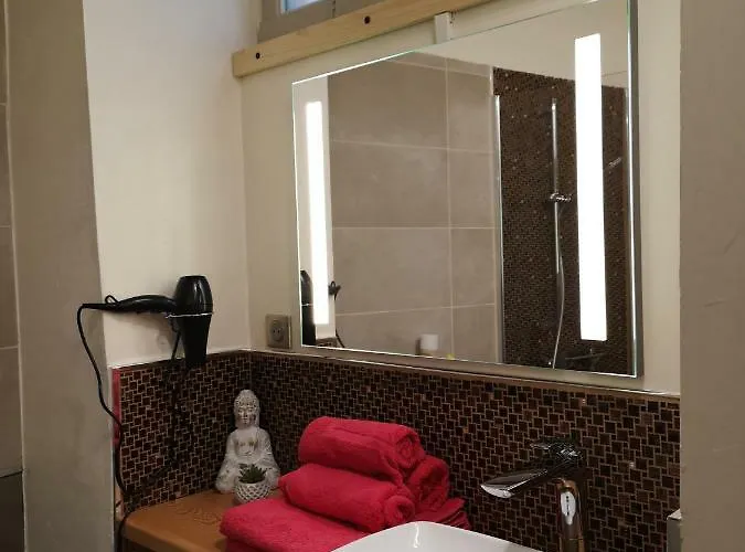 Appartement La Place Zen - Free Wifi - Center Nîmes